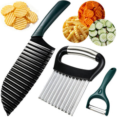 Two piece crinkle cut knife set with ergonomic handles