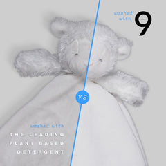 Vinegar-powered cleaning with 9 Elements detergent