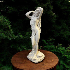 Aphrodite statue packaging with sculptured inner packing