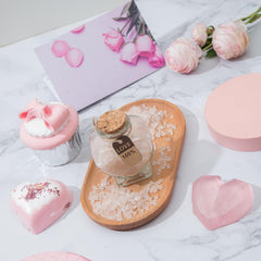 bath sea salt included in gift set