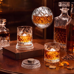 Clear glass rocks glass for bourbon and cocktails