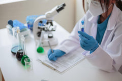 Latex-free powder-free blue nitrile gloves in blue