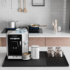 Raised edge spills containment on silicone coffee mat