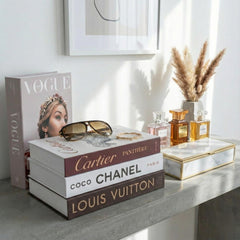 Lightweight display props with rigid-look covers