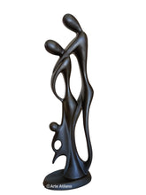Figura decorativa minimalista en resina negra
