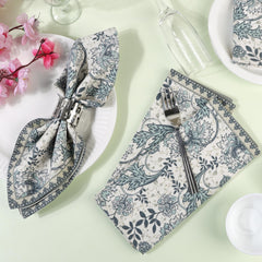 Set of 12 FingerCraft dining napkins for table use