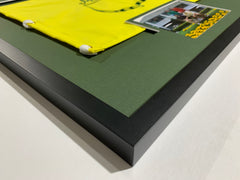 Fits 13x17 Masters flag in compact 20x22 frame