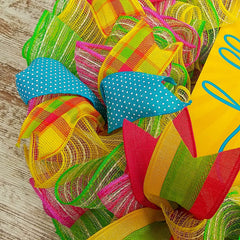 Removable Hello Sunshine centerpiece at wreath center