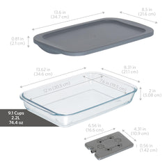Insulated carrier for hot or cold meals in Glad Cook & Take Set