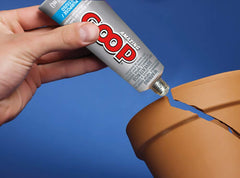 Waterproof flexible adhesive suitable for home repairs product image