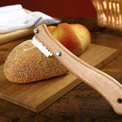 Bread slicer cake cutter with plastic cover