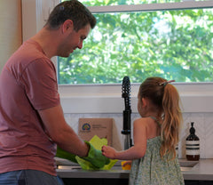 Reusable sponge cloths absorbent up to 20x their weight for kitchen and bathroom
