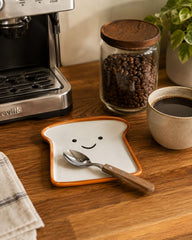 Spoon rest is microwave oven and dishwasher safe