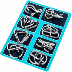 Carrying pouch for easy storage of puzzle models