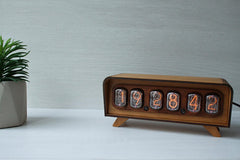 Nixie Clock in 12 time display
