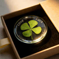 OULYDEKO preserved four leaf clover in gift box
