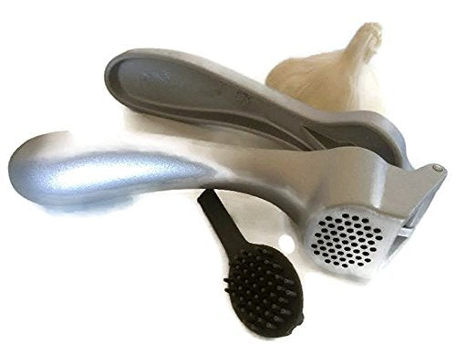 Pampered Chef Garlic Press 2575 ergonomic handle and aluminum body
