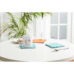 Branded giftbox packaging included with Department 56 Peanuts mug