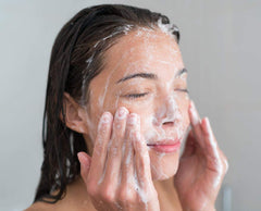 Vegan and USA-made benzoyl peroxide acne bar