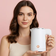 Compact travel kettle 0.5L for tea and coffee