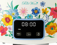 Locking lid feature on The Pioneers Woman slow cooker