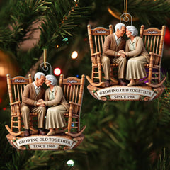 Rustic old couple ornament with name for Christmas tree