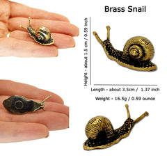 Brass snail figurine compact 1.3 cm width