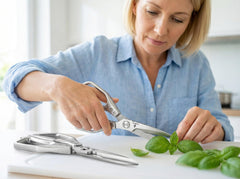Poultry and meat cutting kitchen shears in stainless steel
