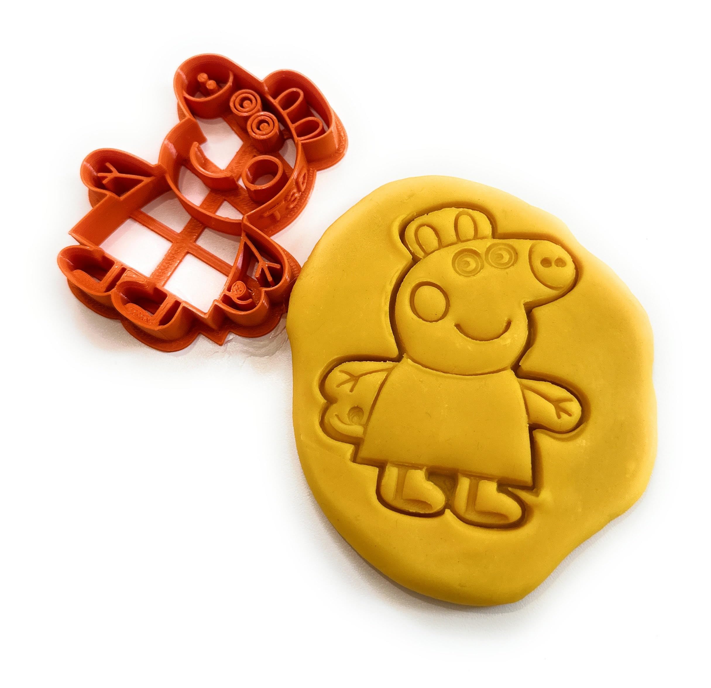 T3D Pepa Pig cookie cutter shape for baking