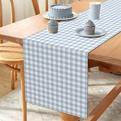 Table runner for 4–6 seats on dining table