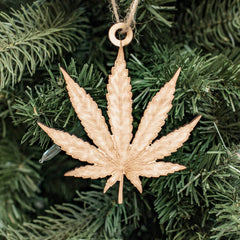 Pot Leaf ornament on maple wood 3x4in