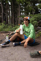 Ounce and milliliter measurement lines on ThruBottle