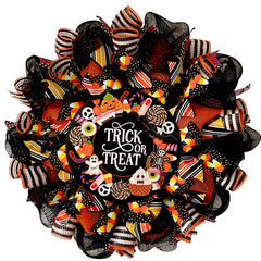 Trick or Treat Halloween Candy Wreath front view