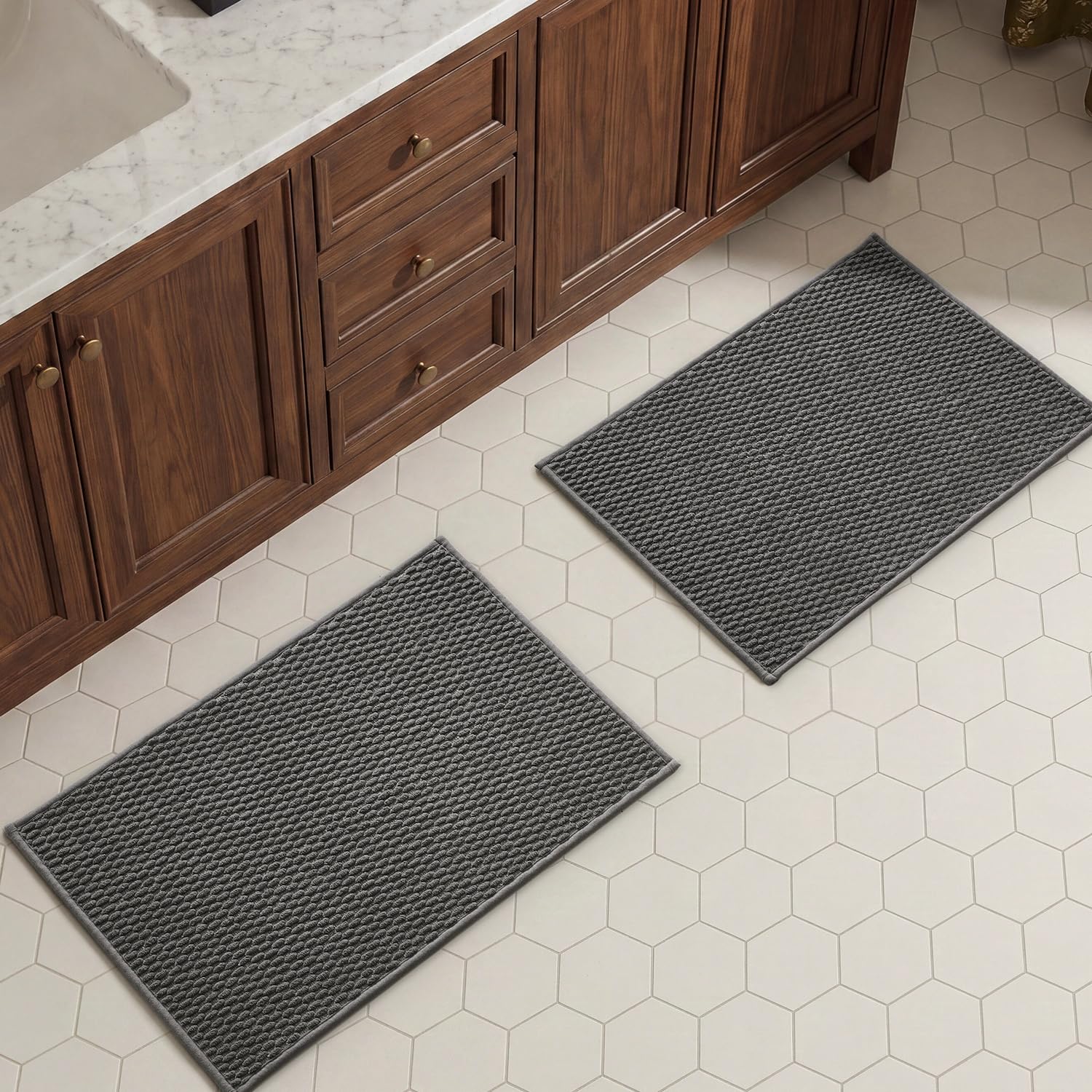 TYUU bath mat set 2 piece in bathroom