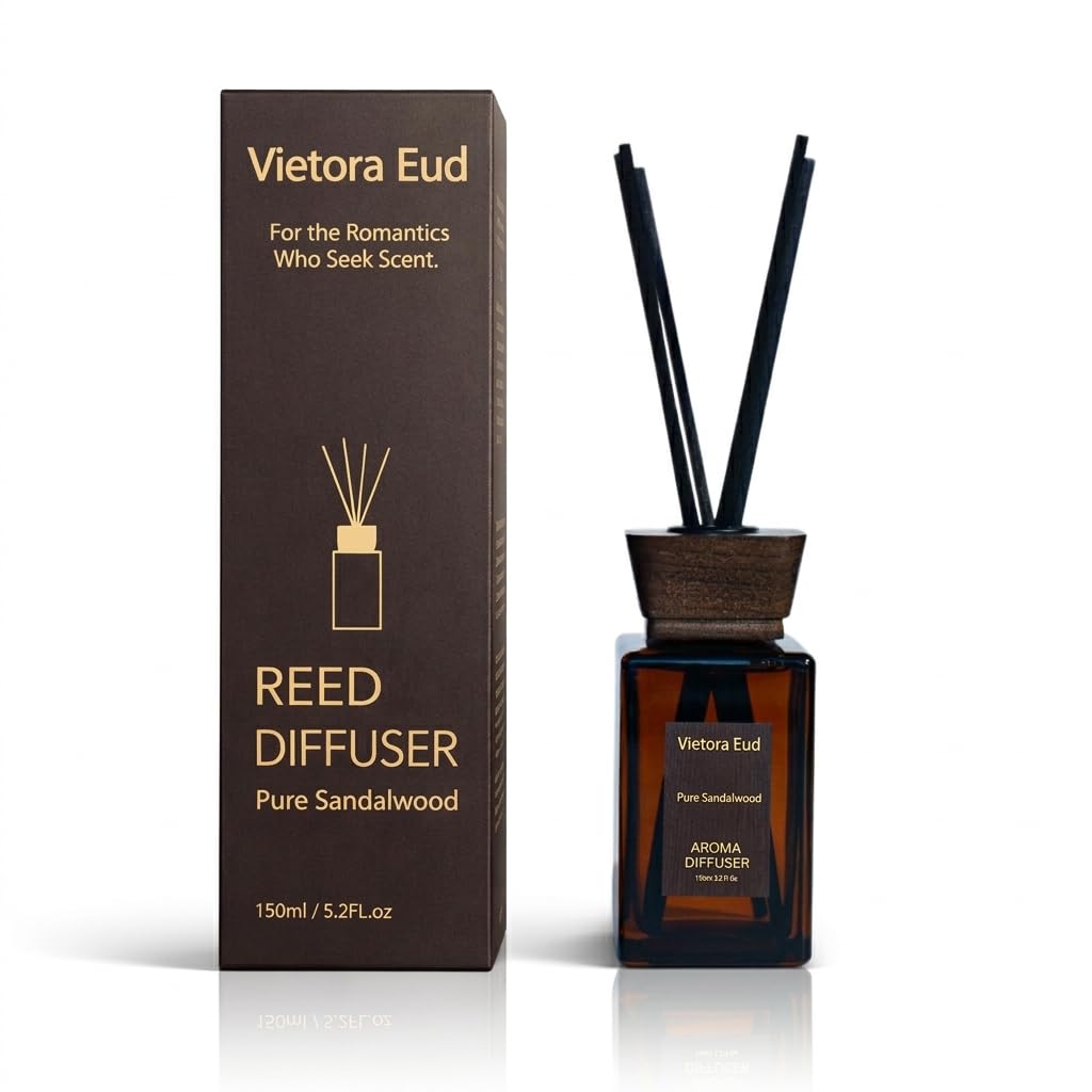 Vietora Eud Sandalwood Reed Diffuser bottle with natural oil
