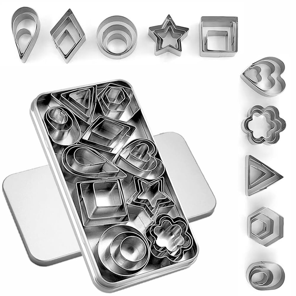 YomiFamily 30Pcs mini cookie cutter set with box
