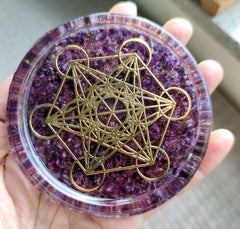 Copper chips accent on amethyst coaster