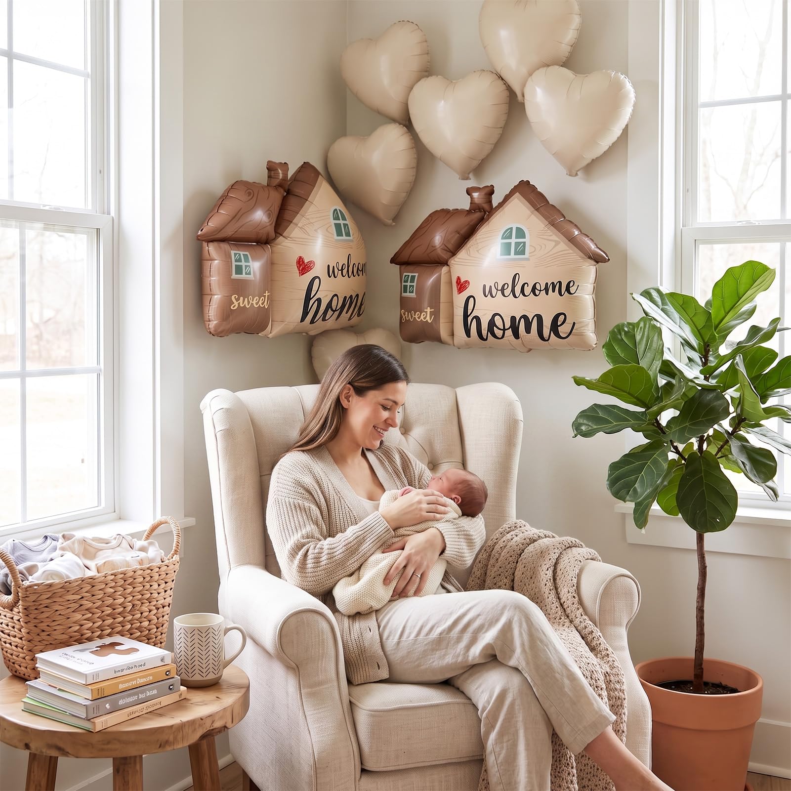 12-piece value set includes HOME letters and heart balloons