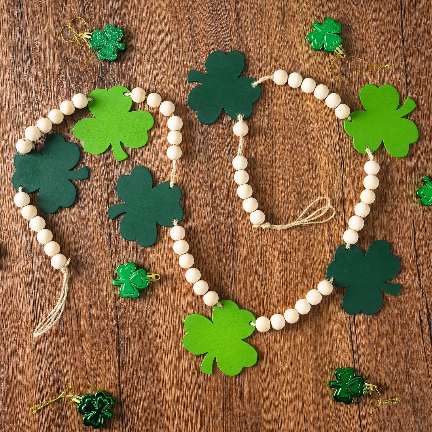 Shamrock garland suited for mantels walls and windows