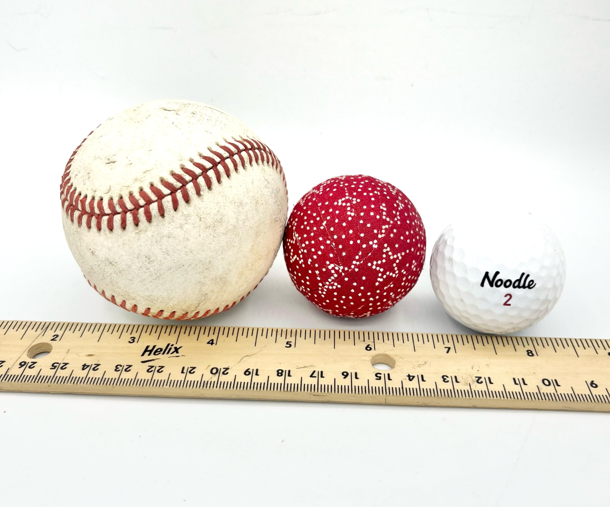 Lightweight decorative ball for dough bowls and tiered trays