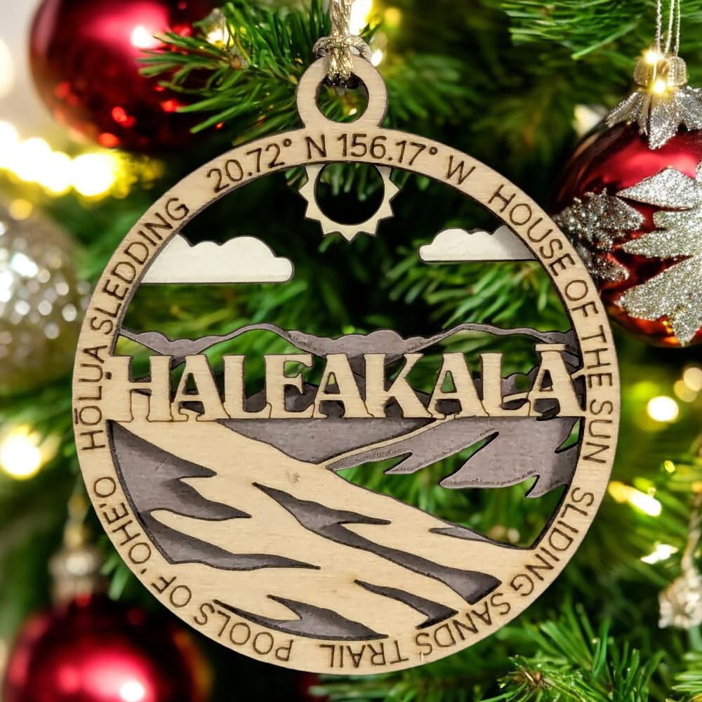 3 inch laser cut wood ornament detail