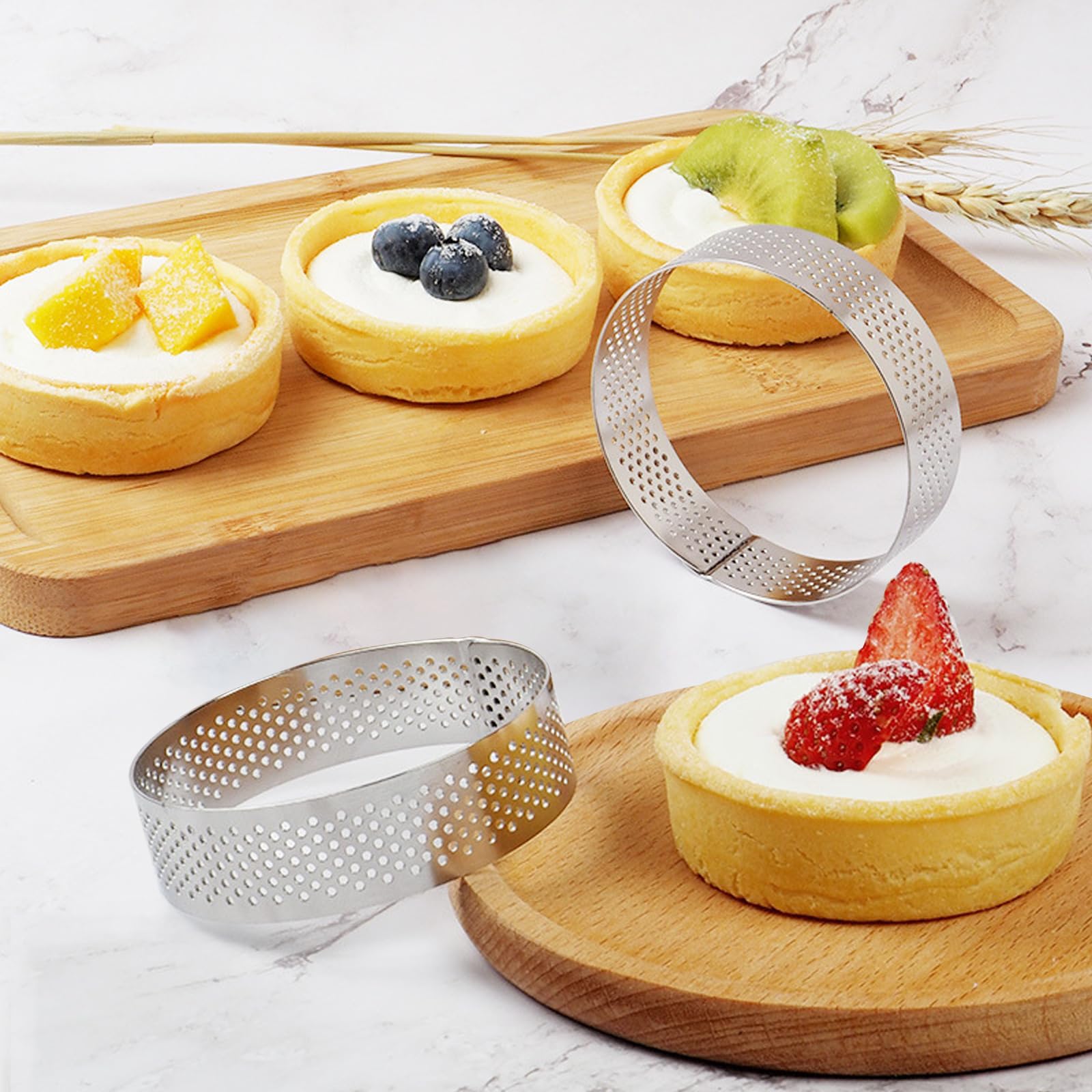 Mousse and cake tart ring for baking desserts