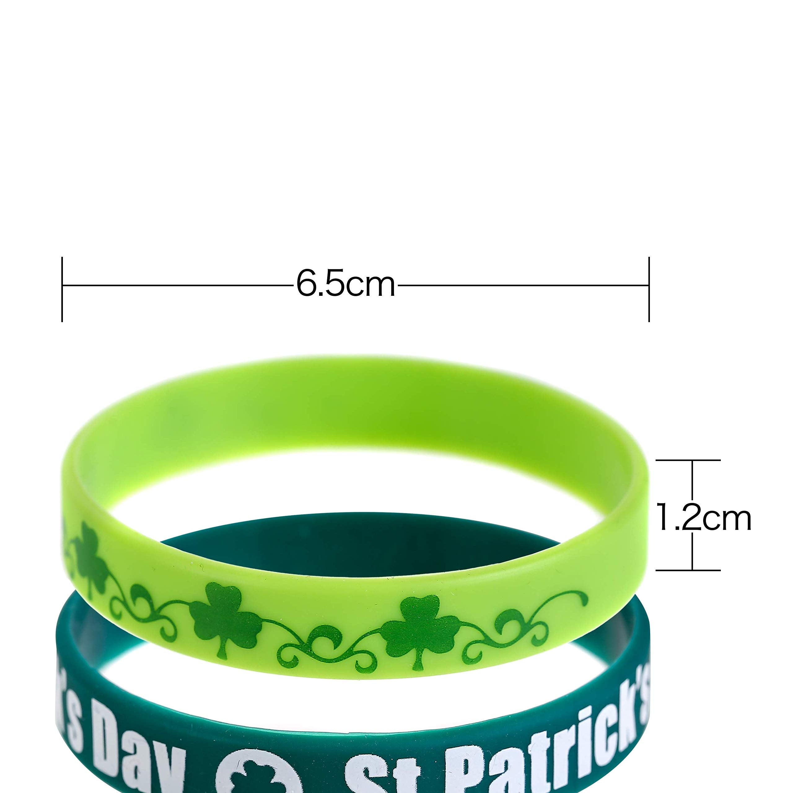 St Patrick's Day print with Lucky Kiss me I'm Irish on wristbands