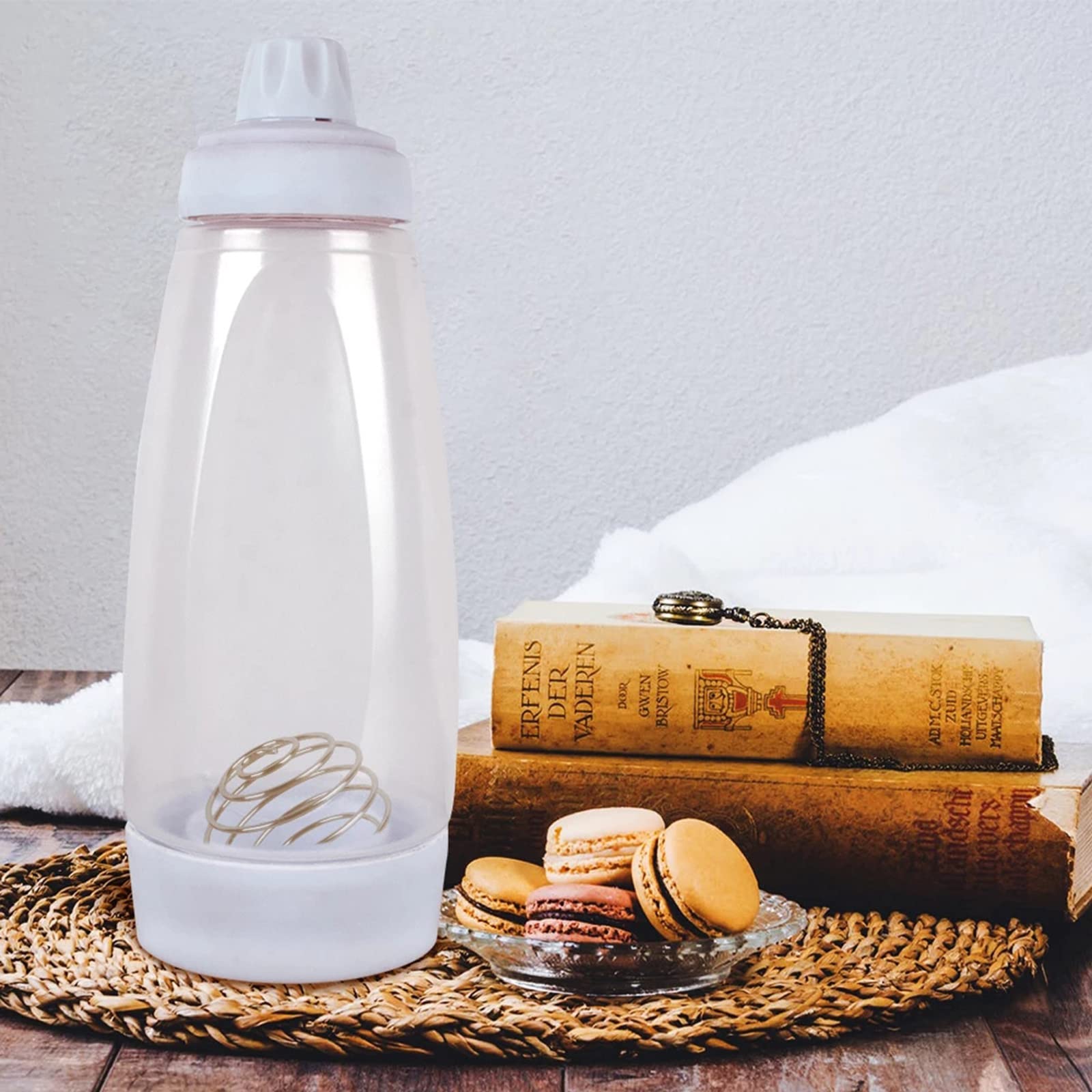 4.5 cup capacity batter dispenser