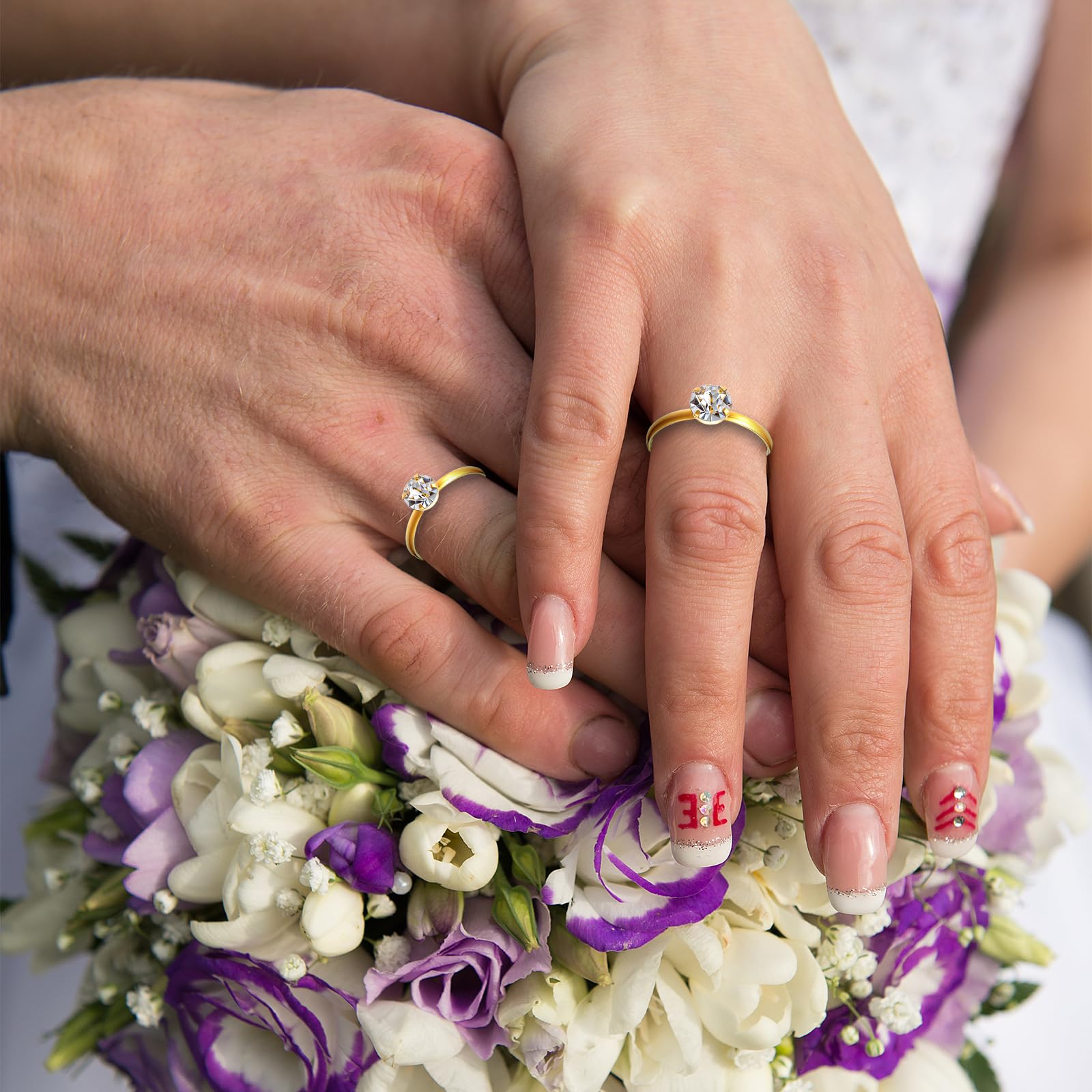 Decorative rings for weddings and celebrations in gold finish