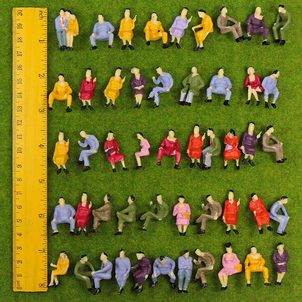 P4302 figures 25 poses for model trains and displays