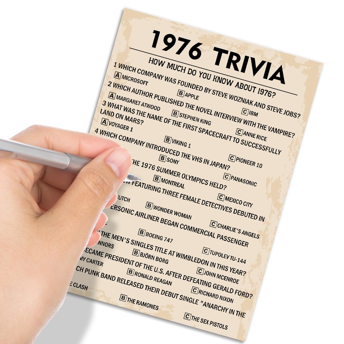 30 game cards and 1 answer card per package