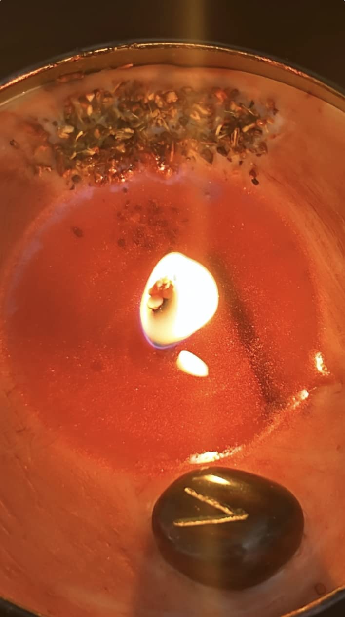 Tangy grapefruit mint scent notes on label