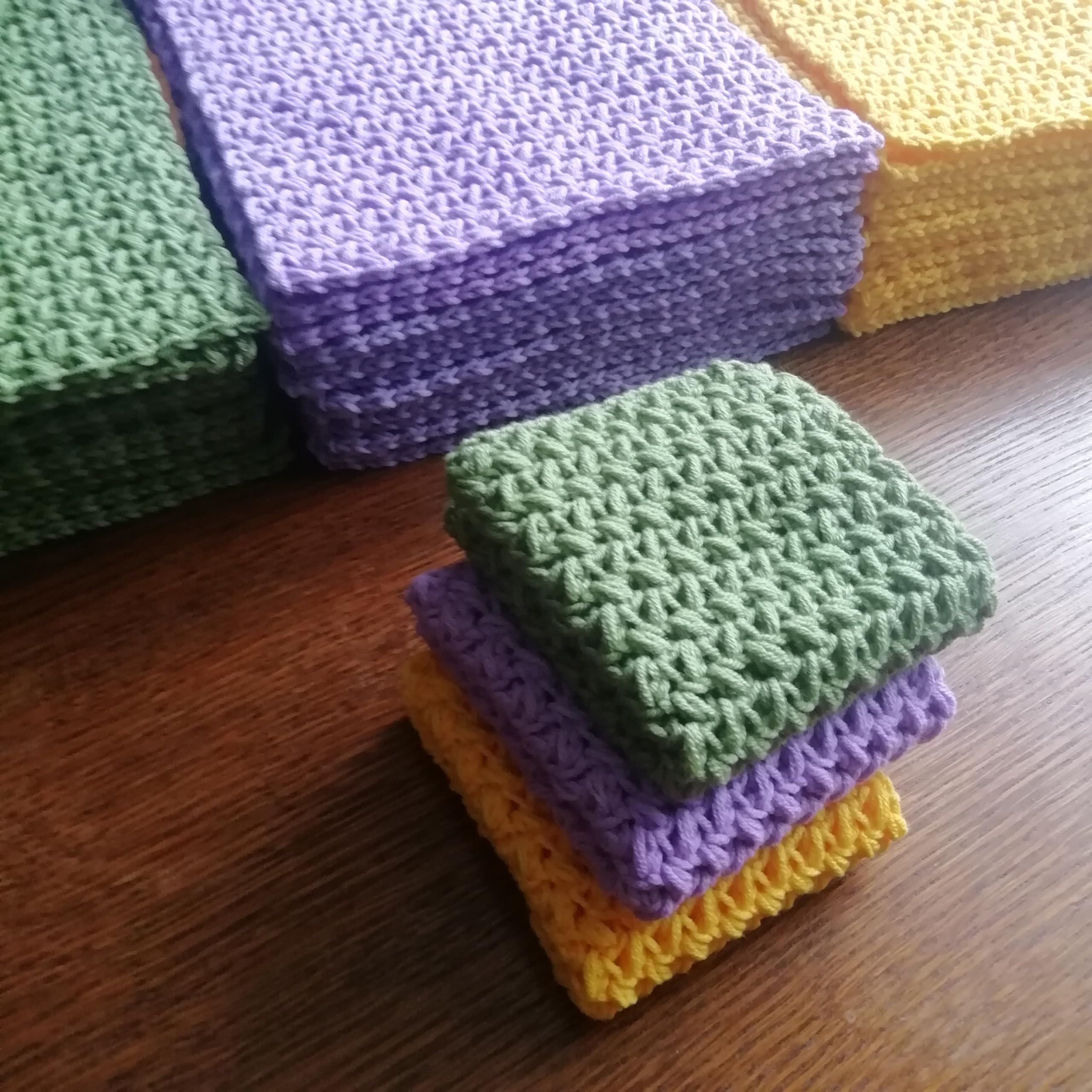 Cotton blend dish cloth with acrylic touch