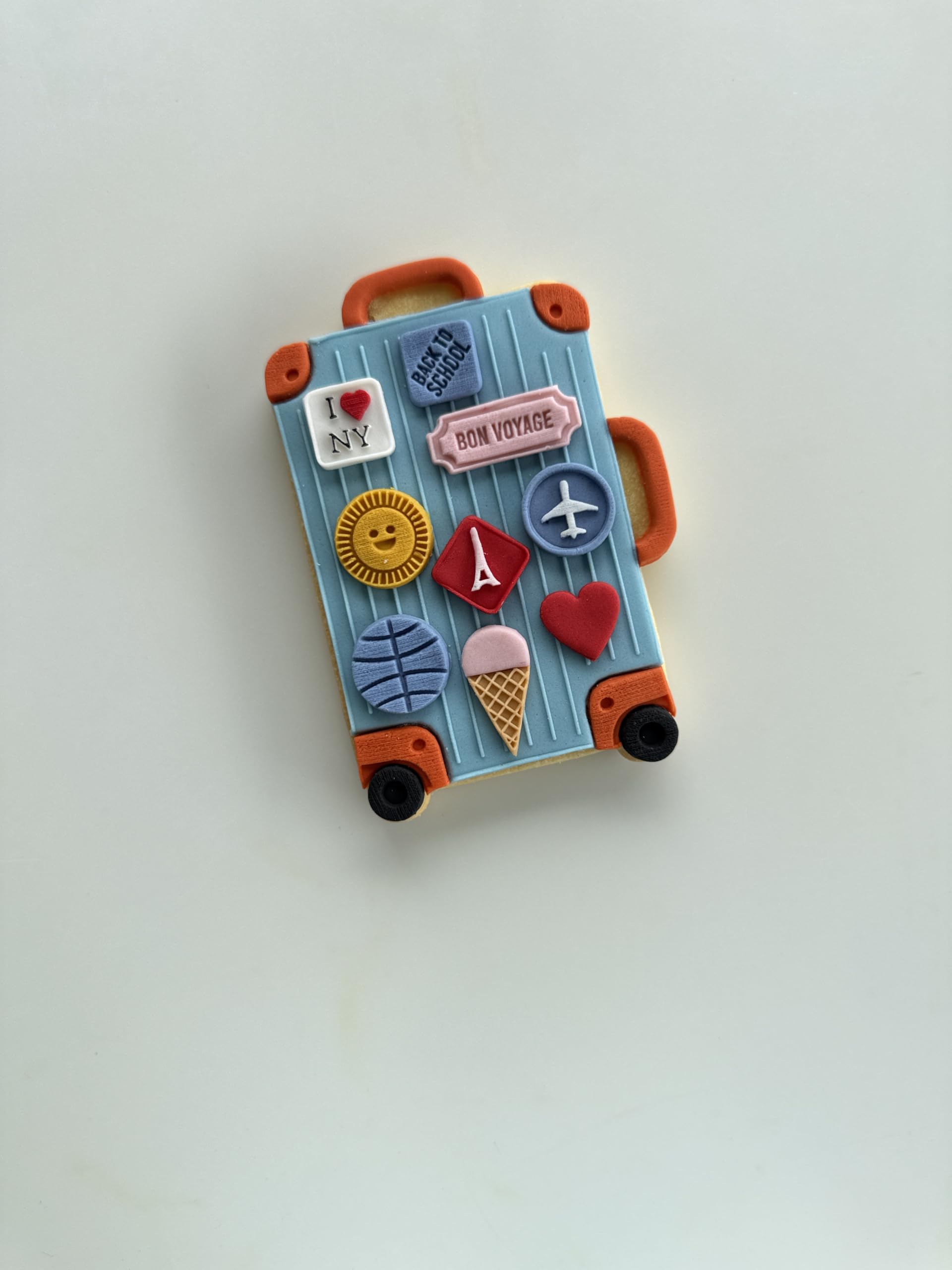 Acrylic texturizer included in Lorena's Sweets Bon Voyage kit